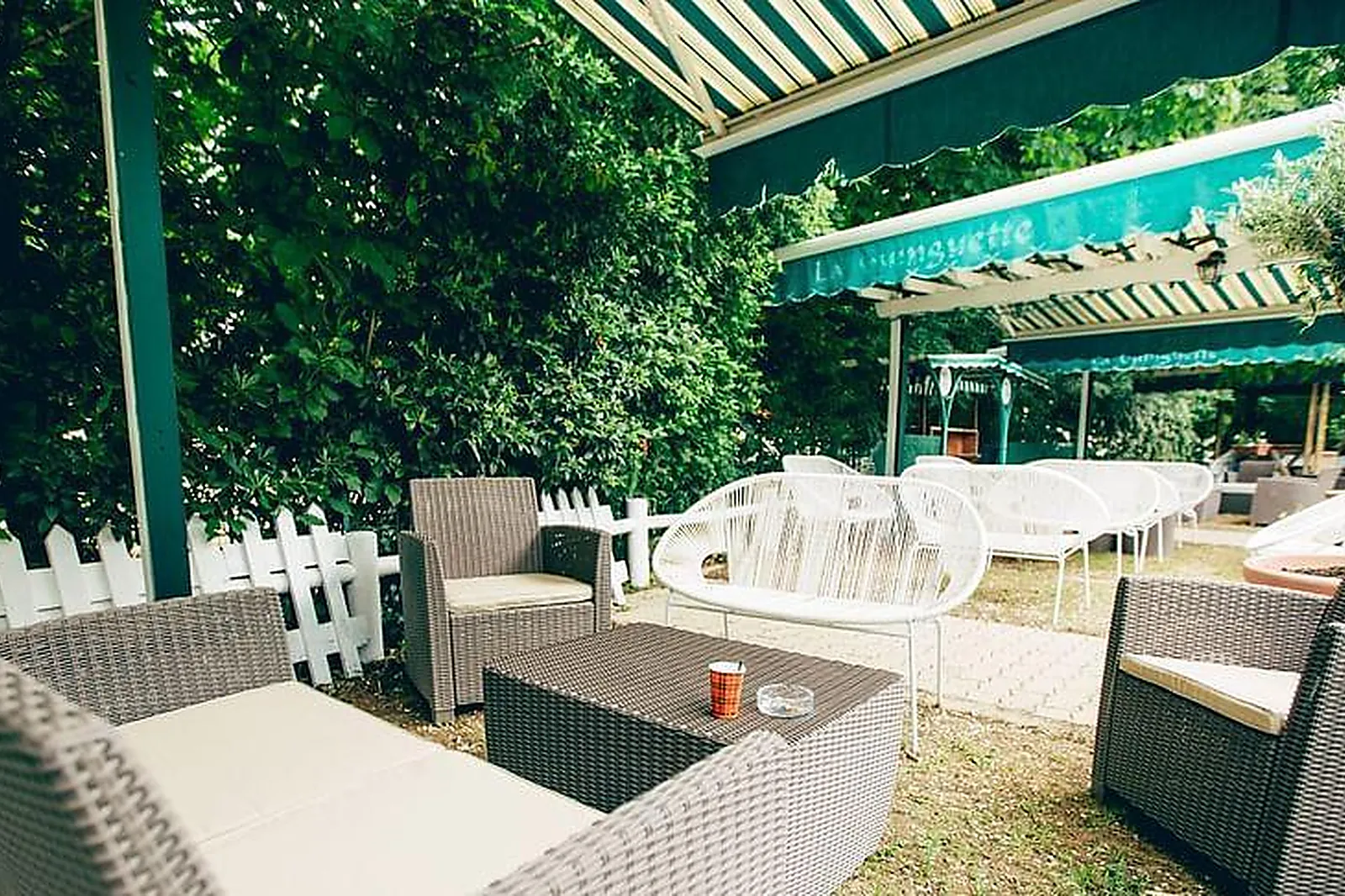 Lieux événementiels, L'ILE DU MARTIN PÊCHEUR