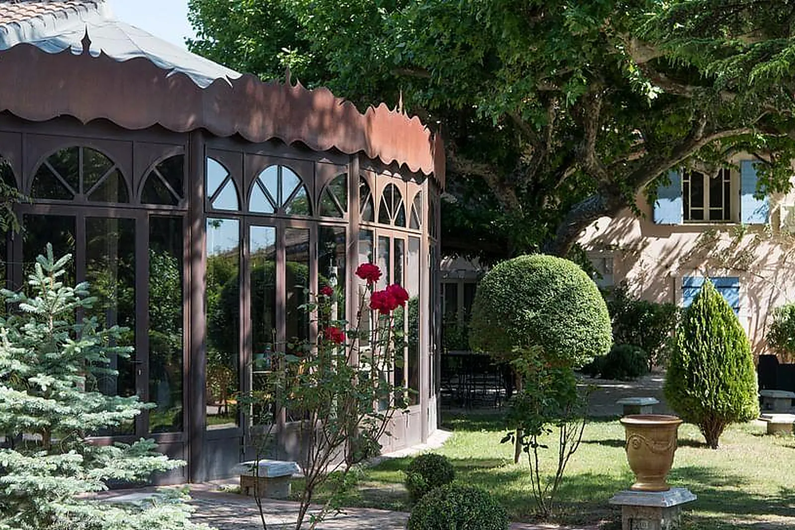 Lieux événementiels, L'INSOUPÇONNÉE