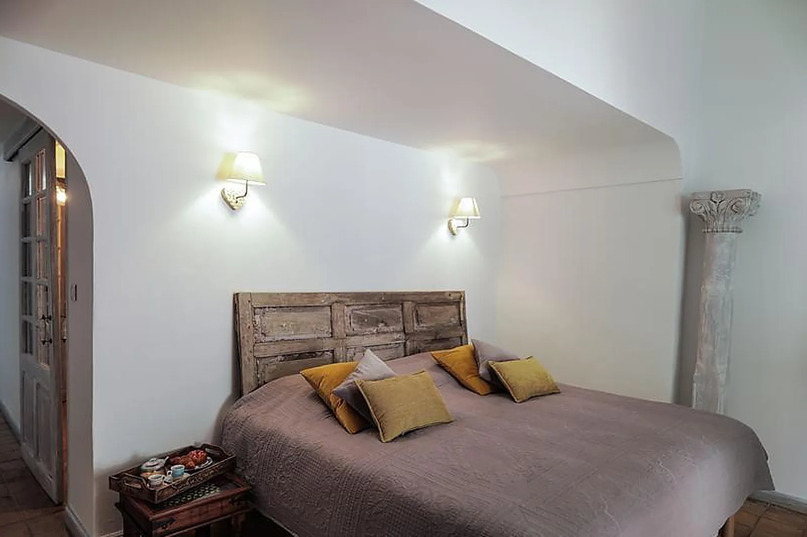 Lieux événementiels, L'INSOUPÇONNÉE