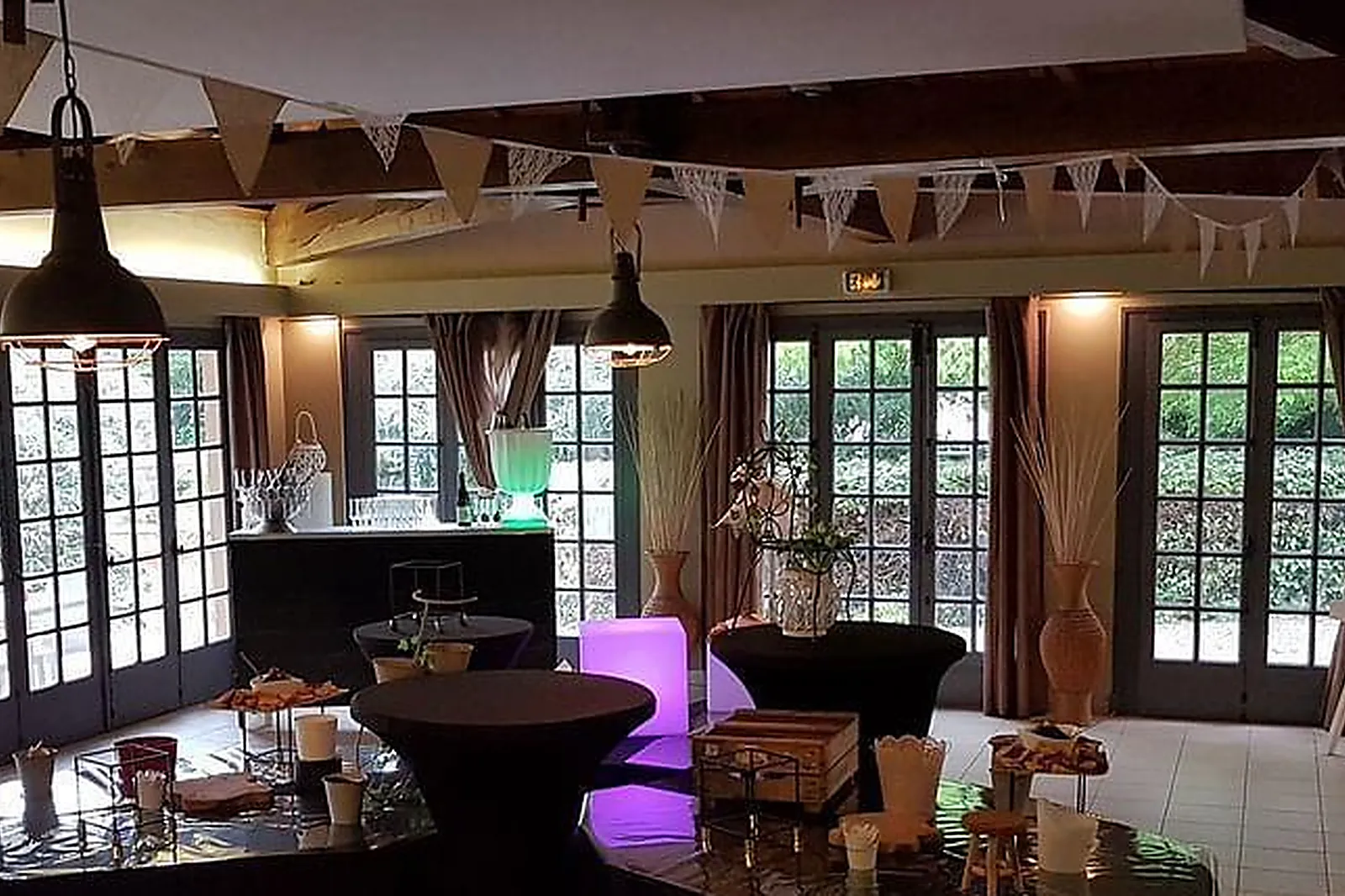 Lieux événementiels, L'INSTANT DES METS