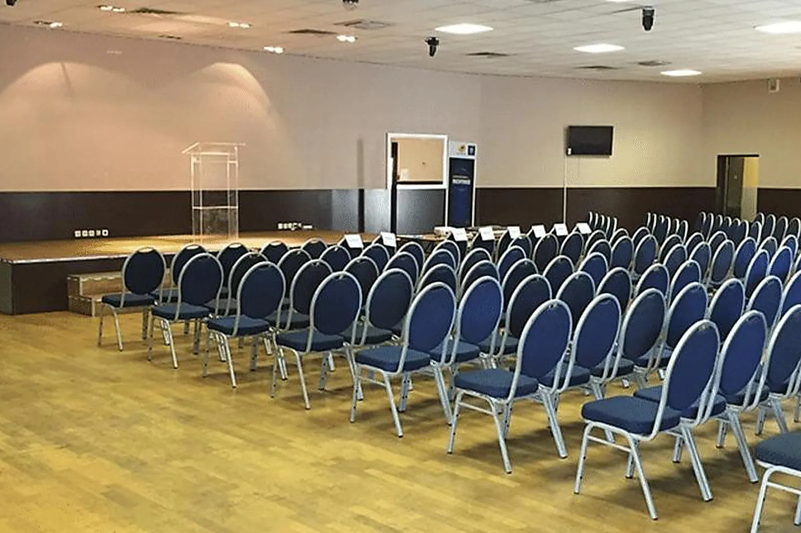 Lieux événementiels, L'OASIS DE NOISY