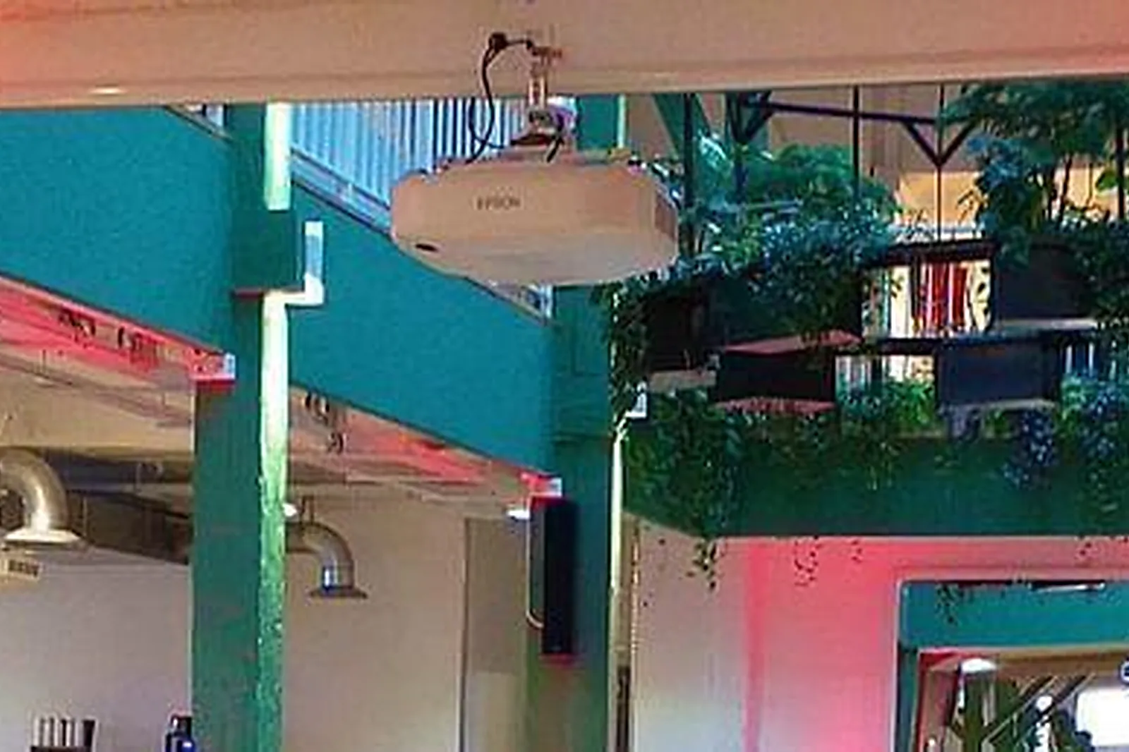 Lieux événementiels, L'USINE