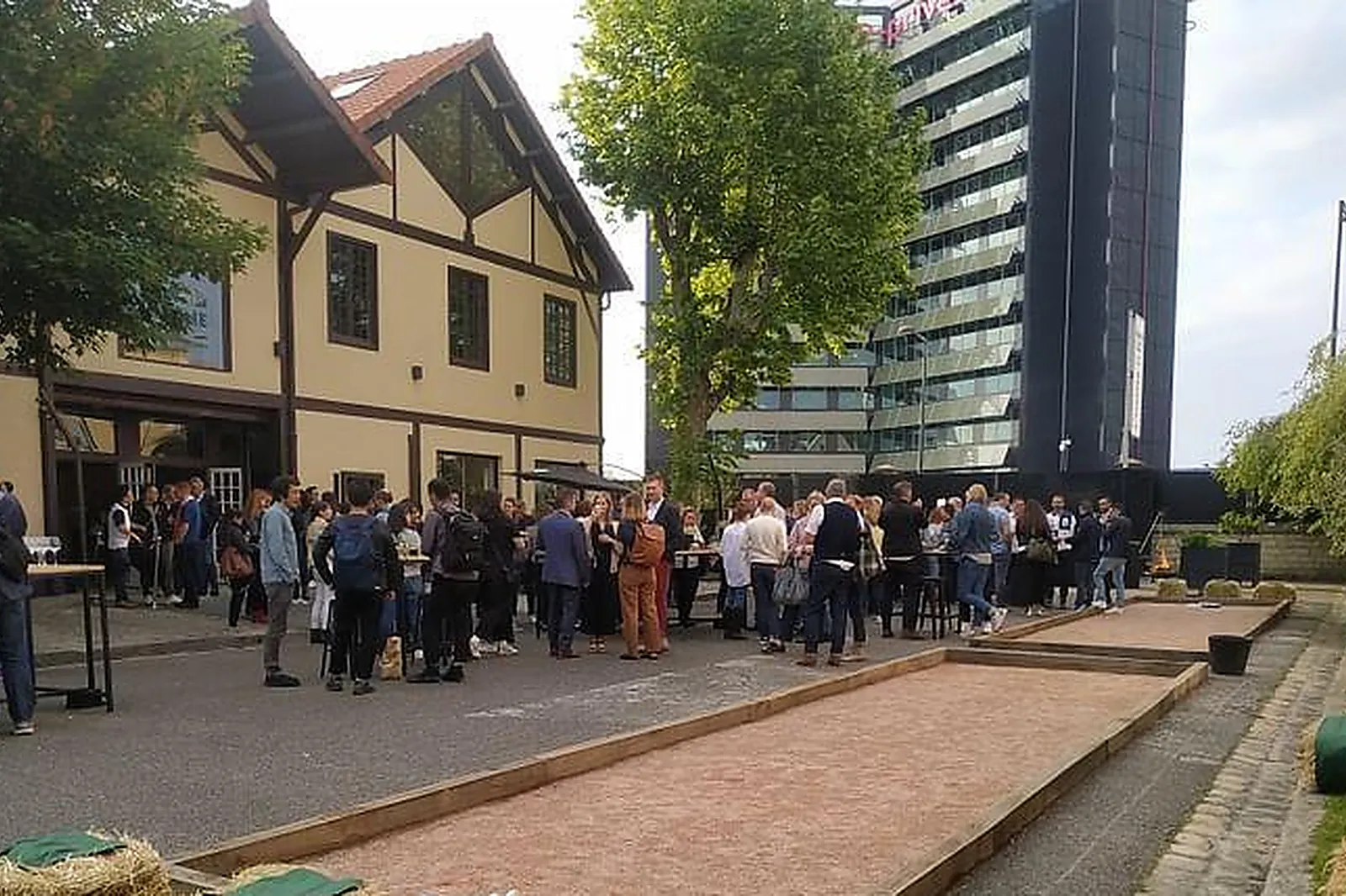 Lieux événementiels, L'USINE