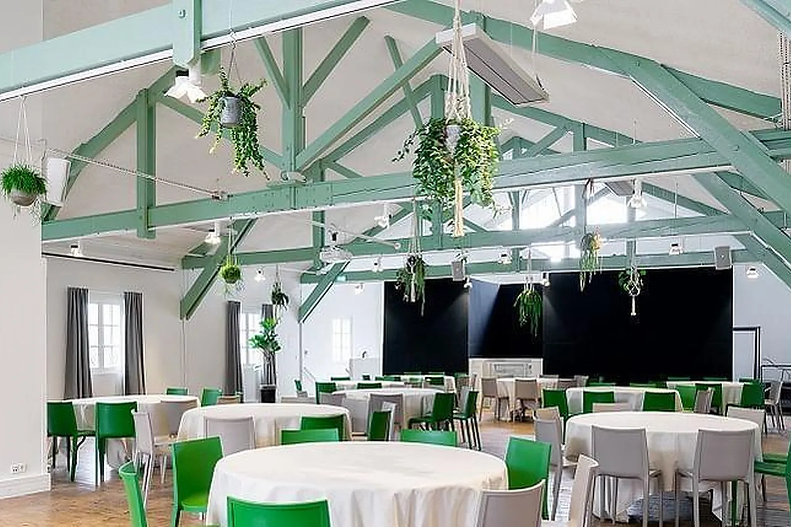 Lieux événementiels, L'USINE