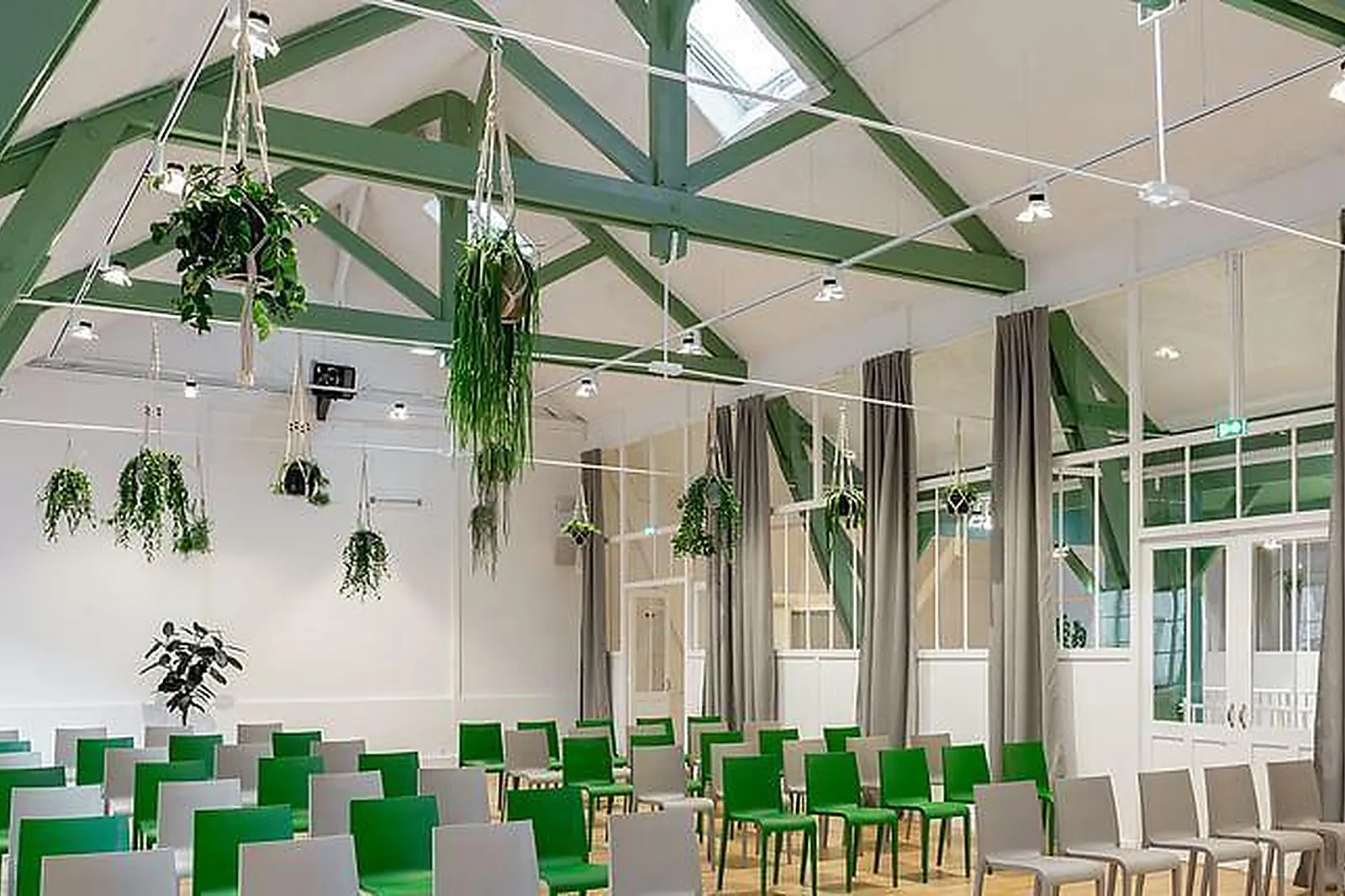 Lieux événementiels, L'USINE