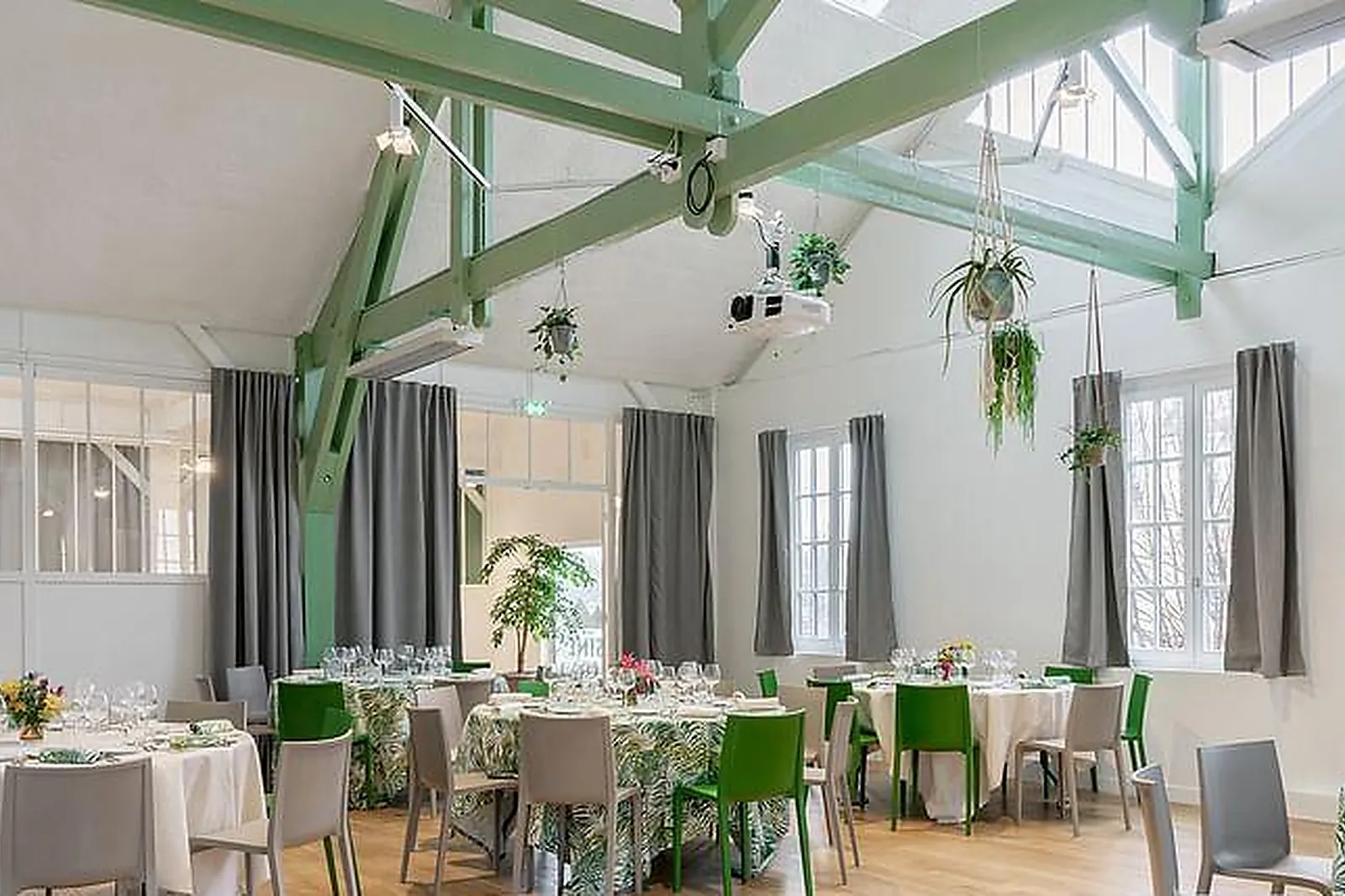 Lieux événementiels, L'USINE