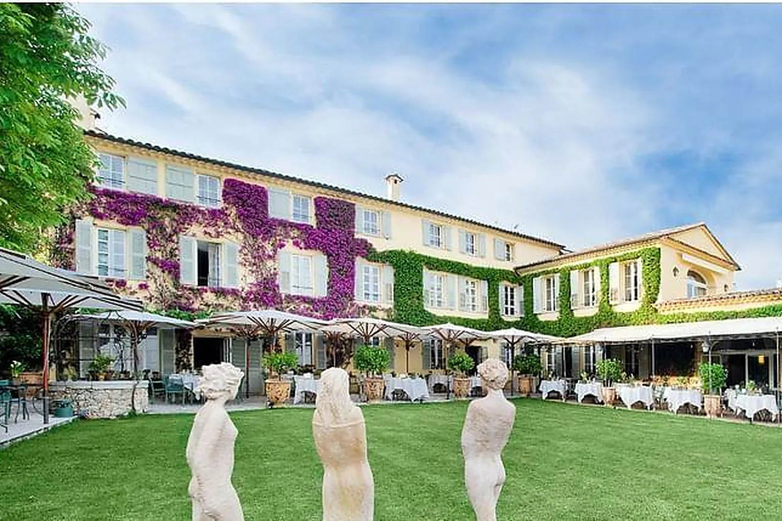 Lieux événementiels, YACHT D'EXCEPTION : LE FJORD 48 EN CORSE