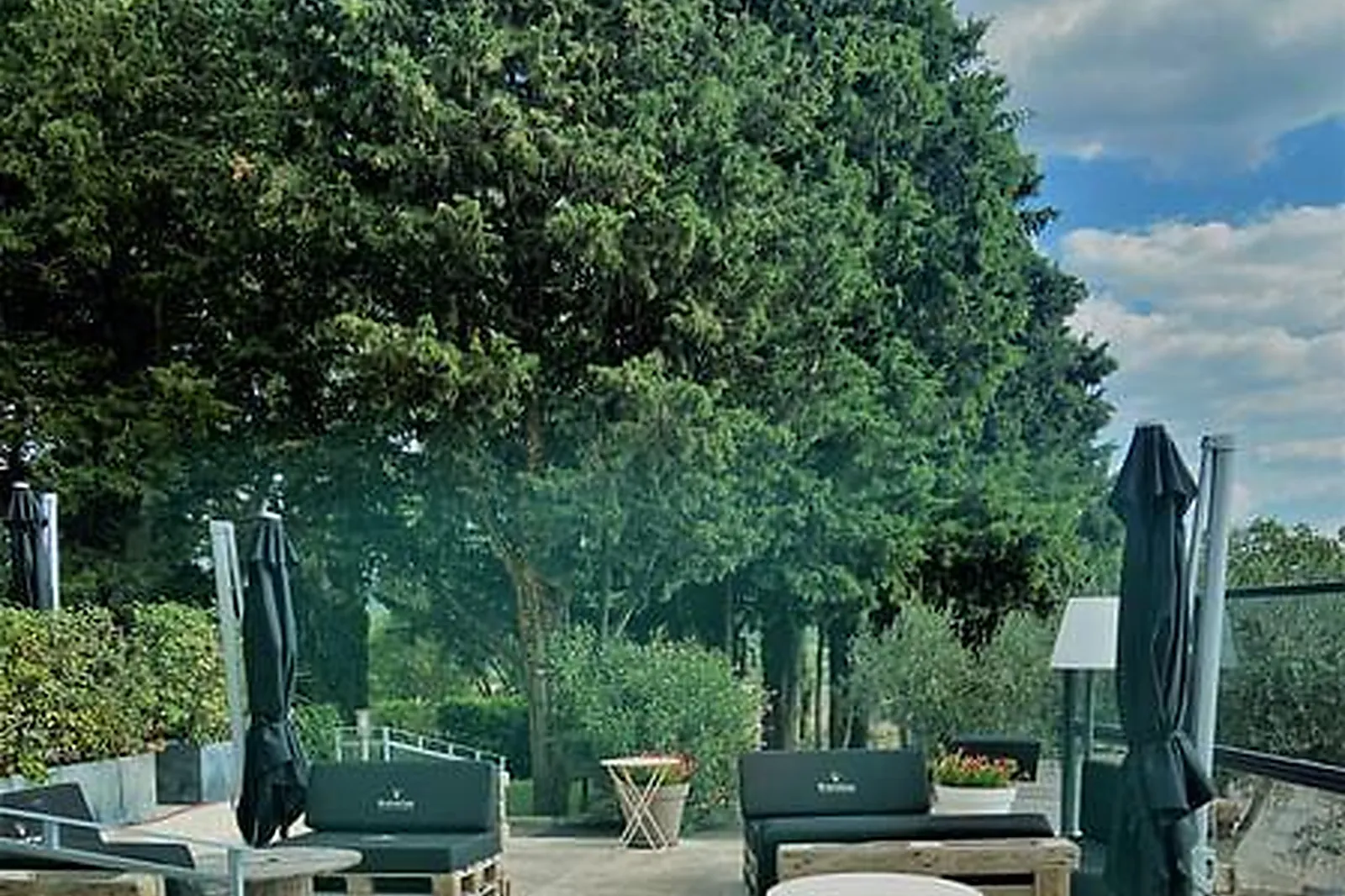 Lieux événementiels, LA BASTIDE DE VENELLES