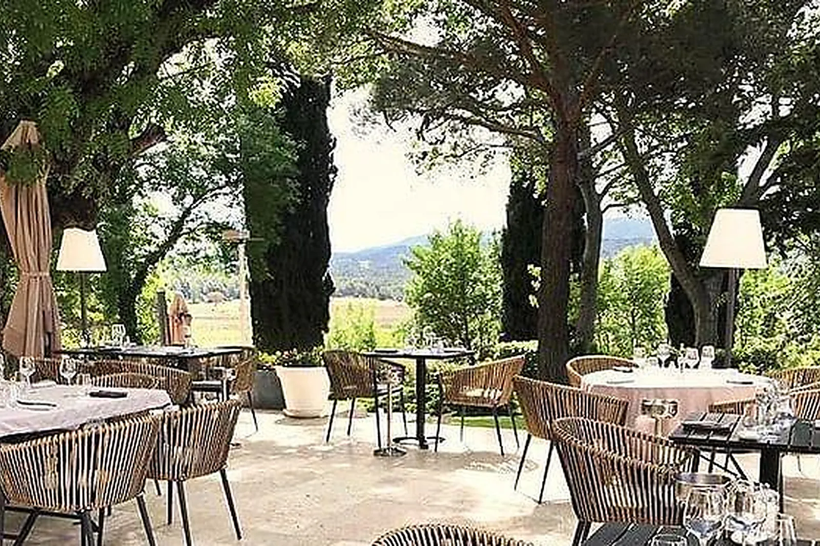 Lieux événementiels, LA BASTIDE DE VENELLES