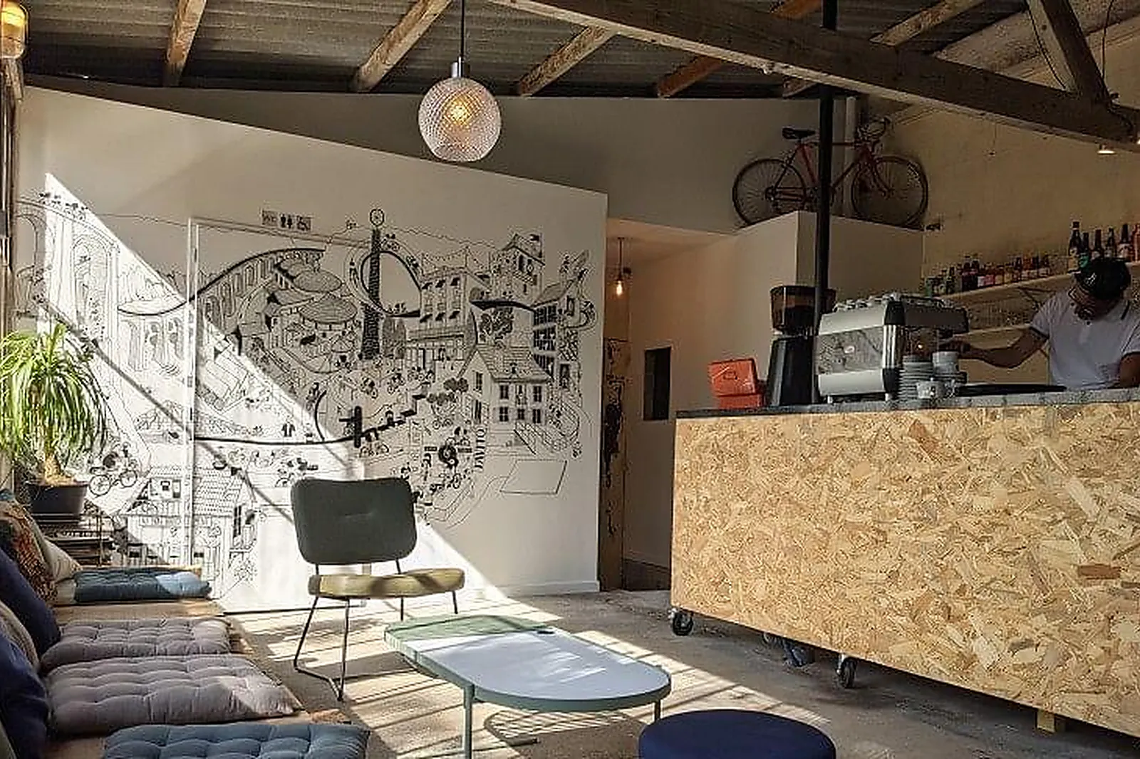 Lieux événementiels, LA BICICLETA RAVITO