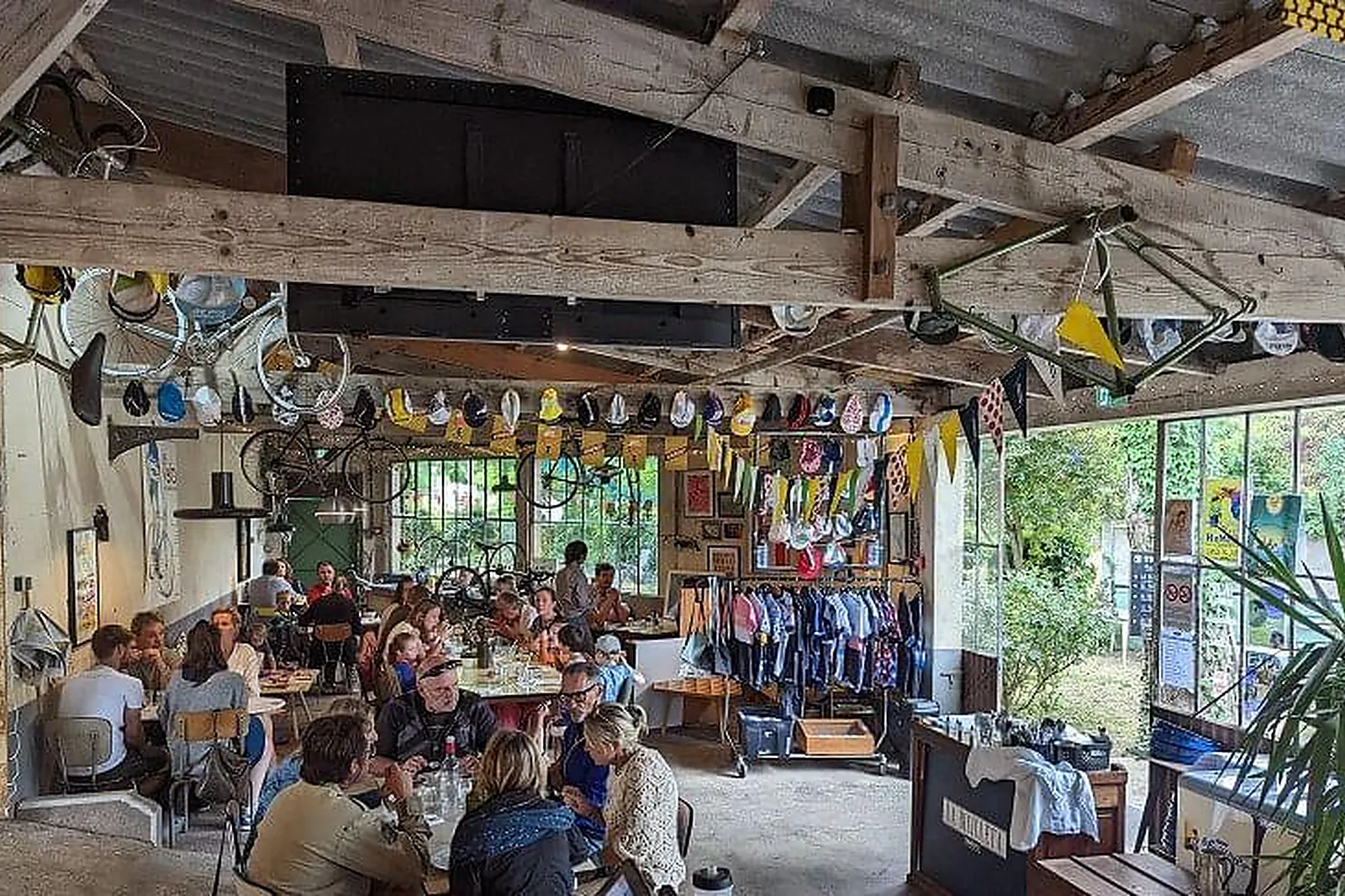 Lieux événementiels, LA BICICLETA RAVITO