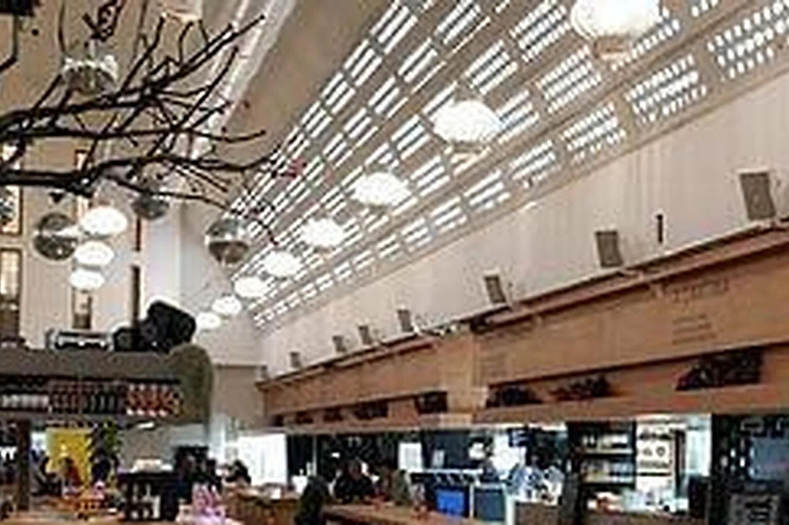 Lieux événementiels, LA BOCA FOODCOURT