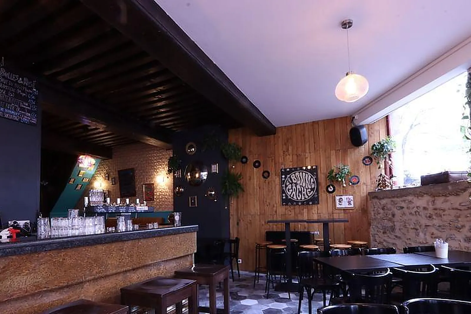 Lieux événementiels, LA BONNE GÂCHE