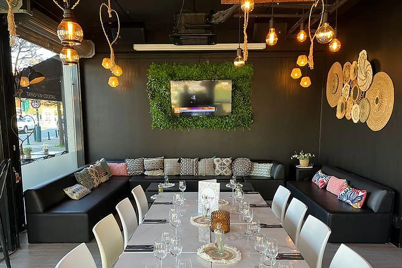 Lieux événementiels, A L'HEURE DES RÊVES