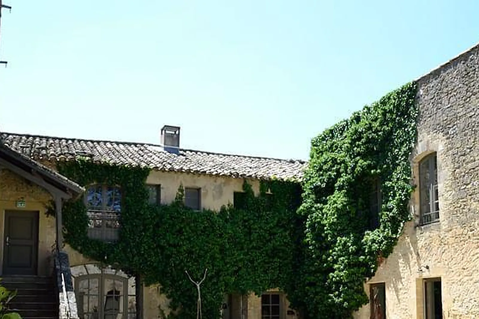 Lieux événementiels, LA BÉGUDE SAINT PIERRE****