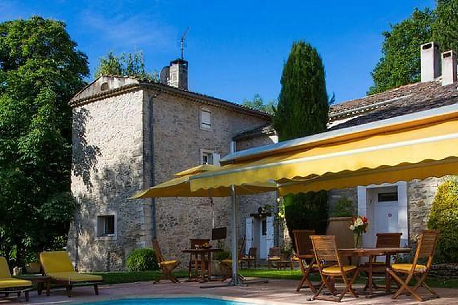 Lieux événementiels, LA CAMPAGNE ST LAZARE ***