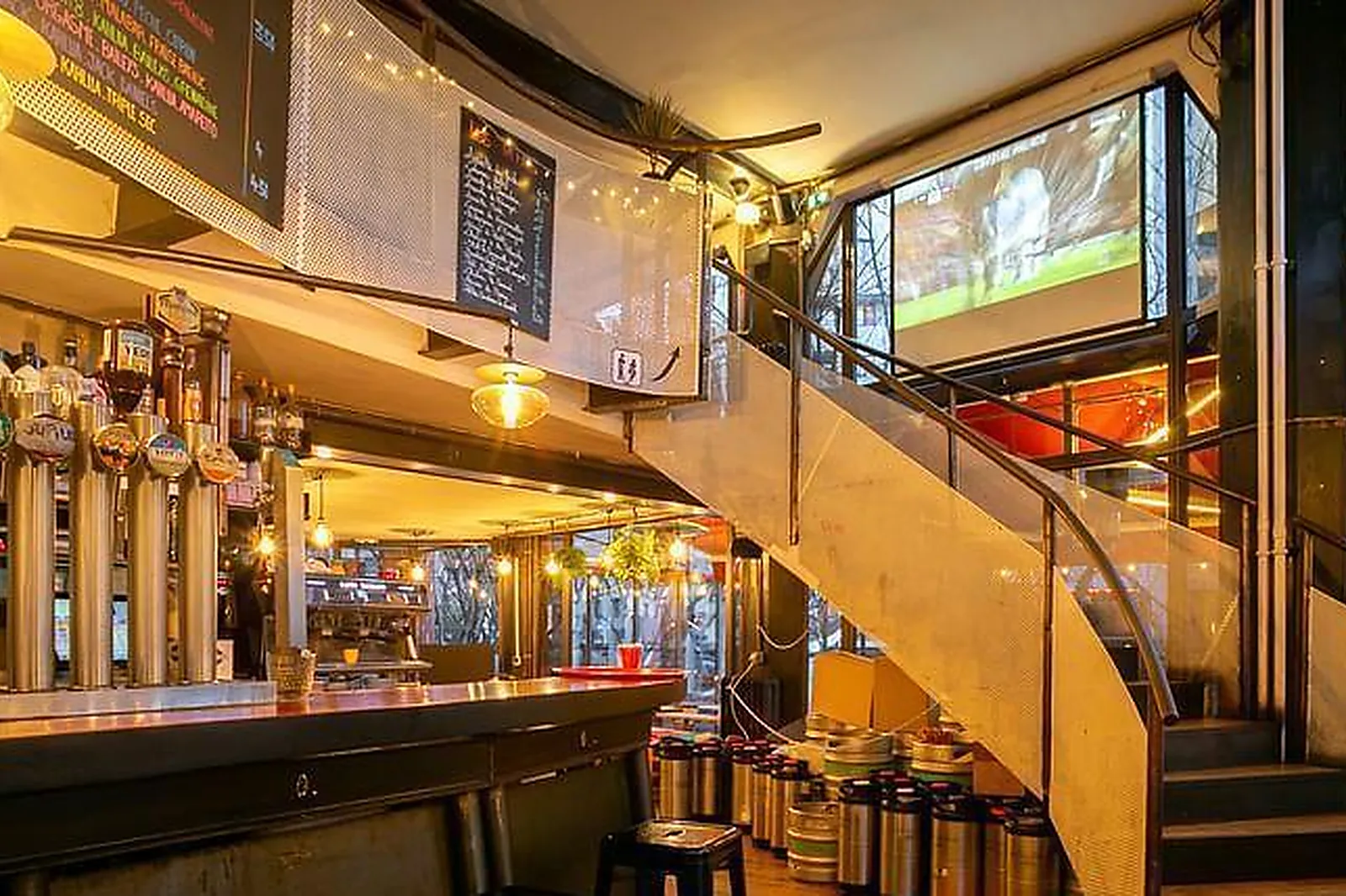 Lieux événementiels, LA CANTINE FABIEN