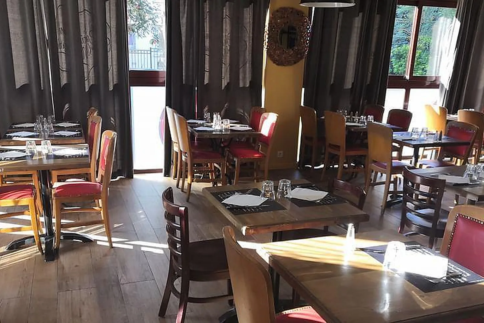 Lieux événementiels, LA CANTINE DU MARCHÉ