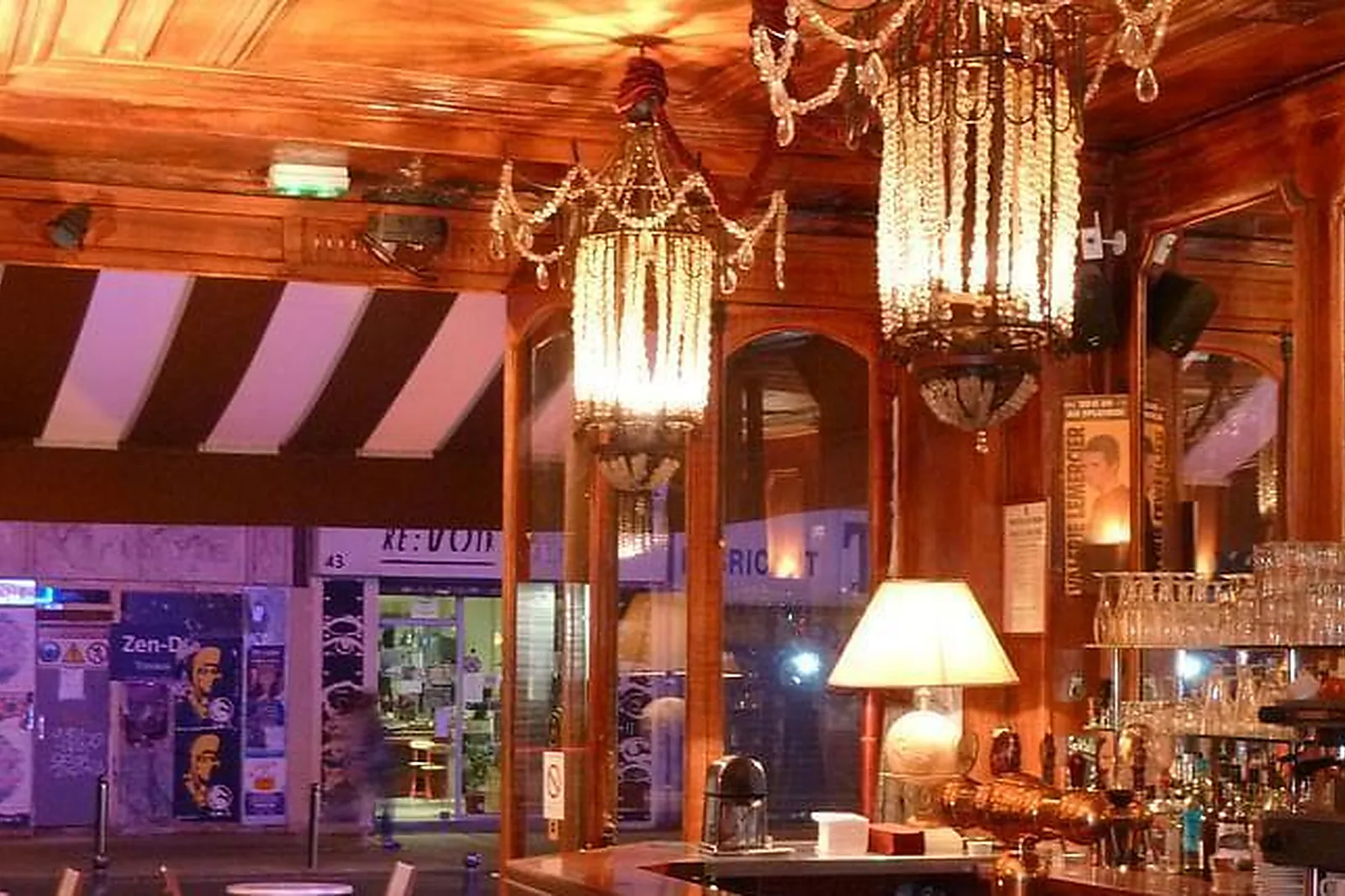 Lieux événementiels, LA CHOPE DES ARTISTES