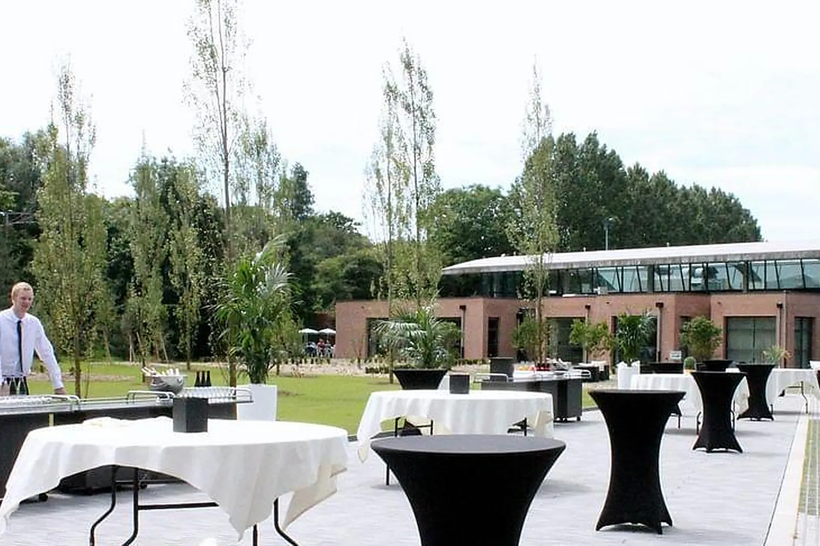 Lieux événementiels, LA CITÉ DES ECHANGES