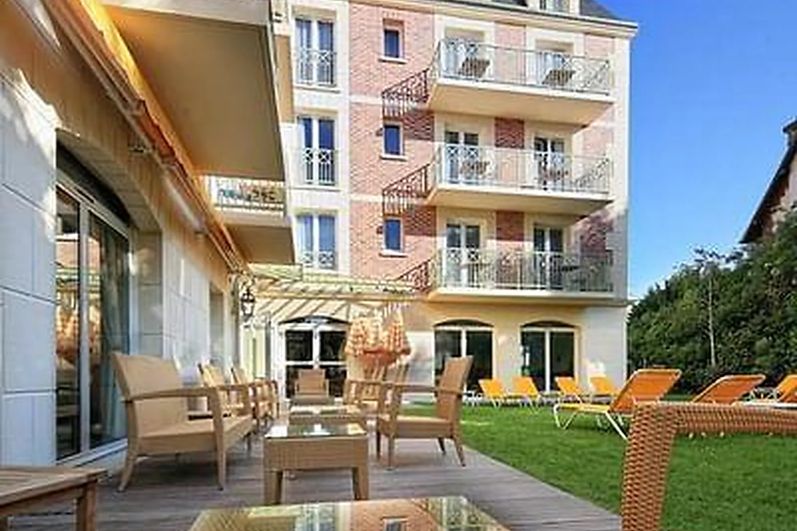 Lieux événementiels, LA CLOSERIE DEAUVILLE ****