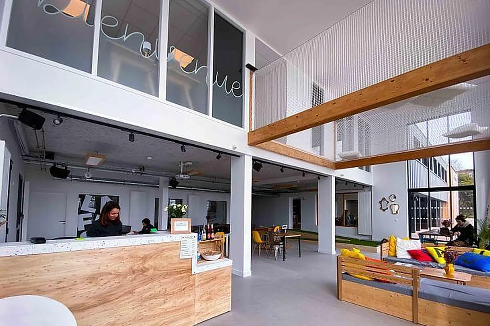 Lieux événementiels, LA COLLOC - LA TRINITÉ SUR MER