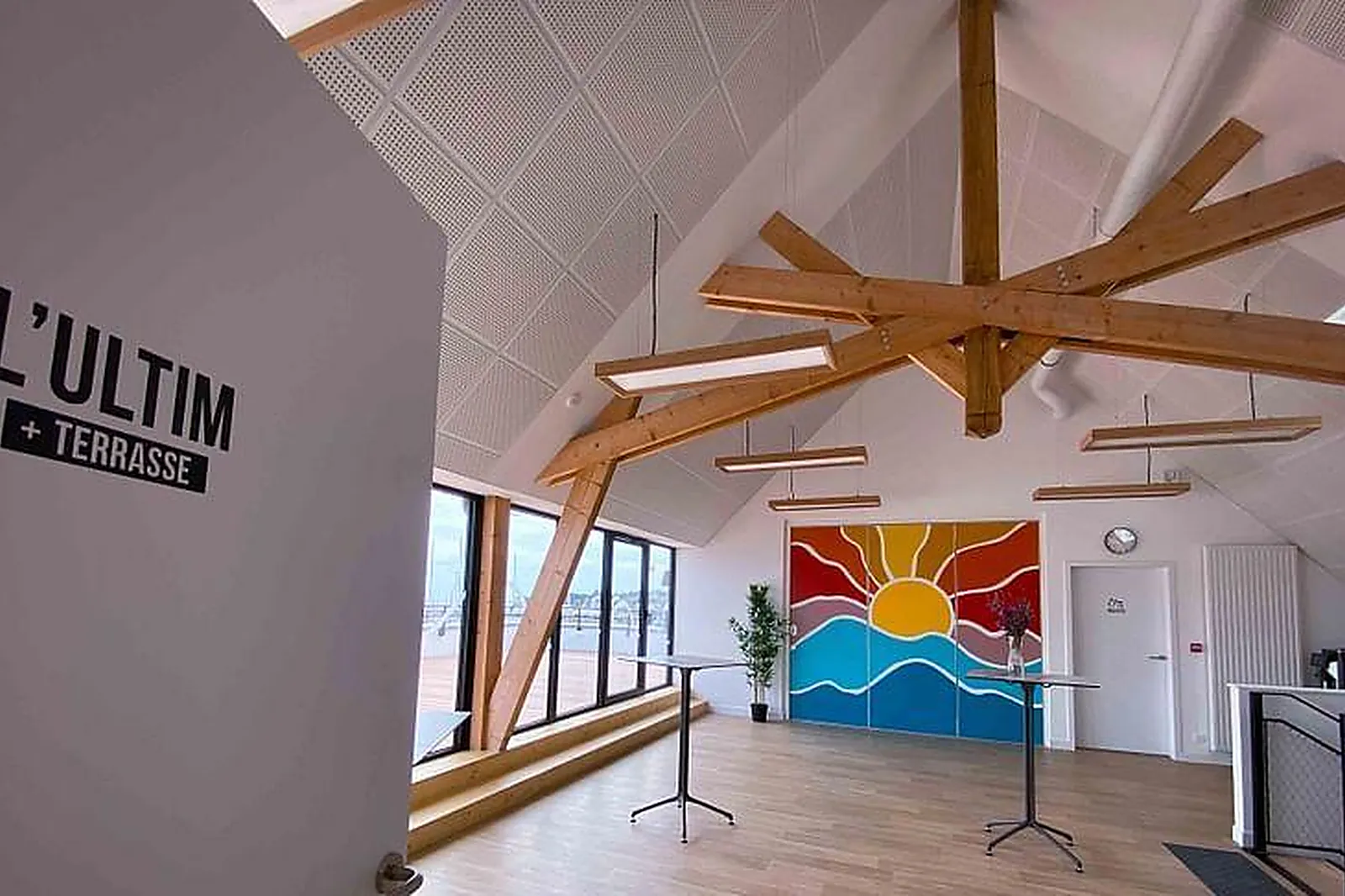 Lieux événementiels, LA COLLOC - LA TRINITÉ SUR MER