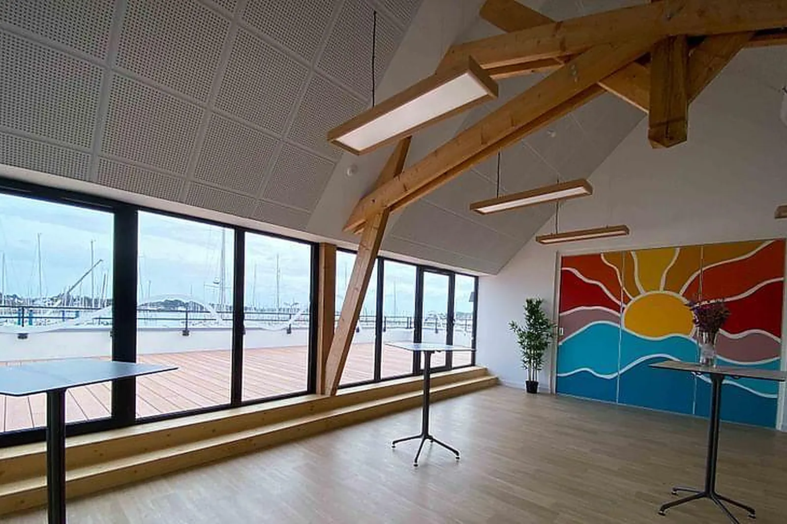 Lieux événementiels, LA COLLOC - LA TRINITÉ SUR MER