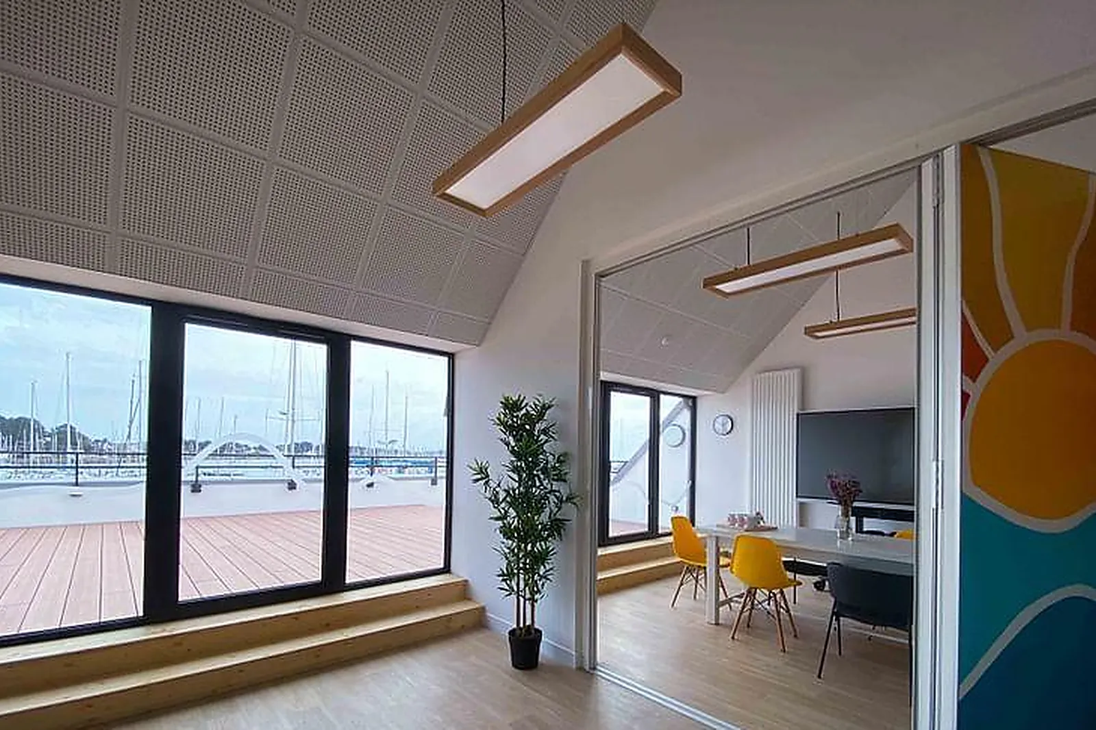 Lieux événementiels, LA COLLOC - LA TRINITÉ SUR MER