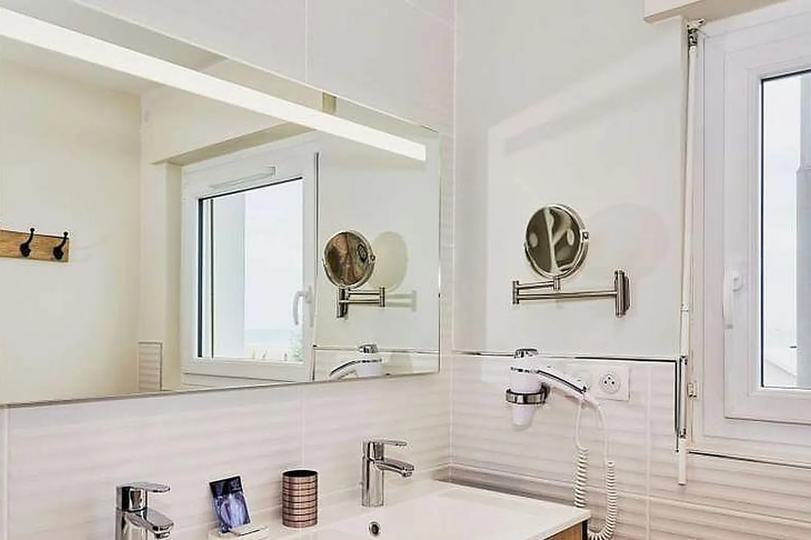 Lieux événementiels, LA CRÉMAILLÈRE ***