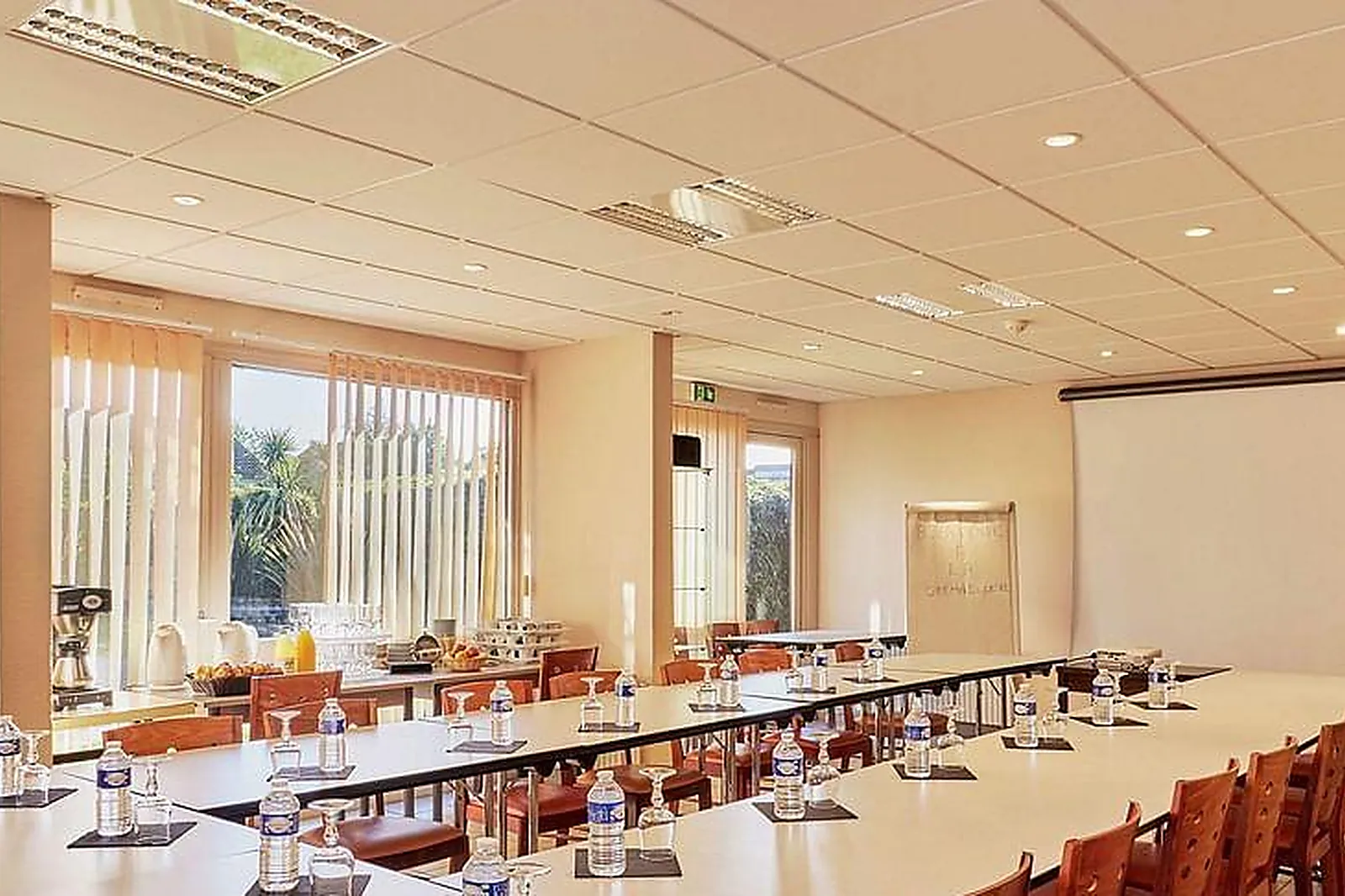 Lieux événementiels, LA CRÉMAILLÈRE ***