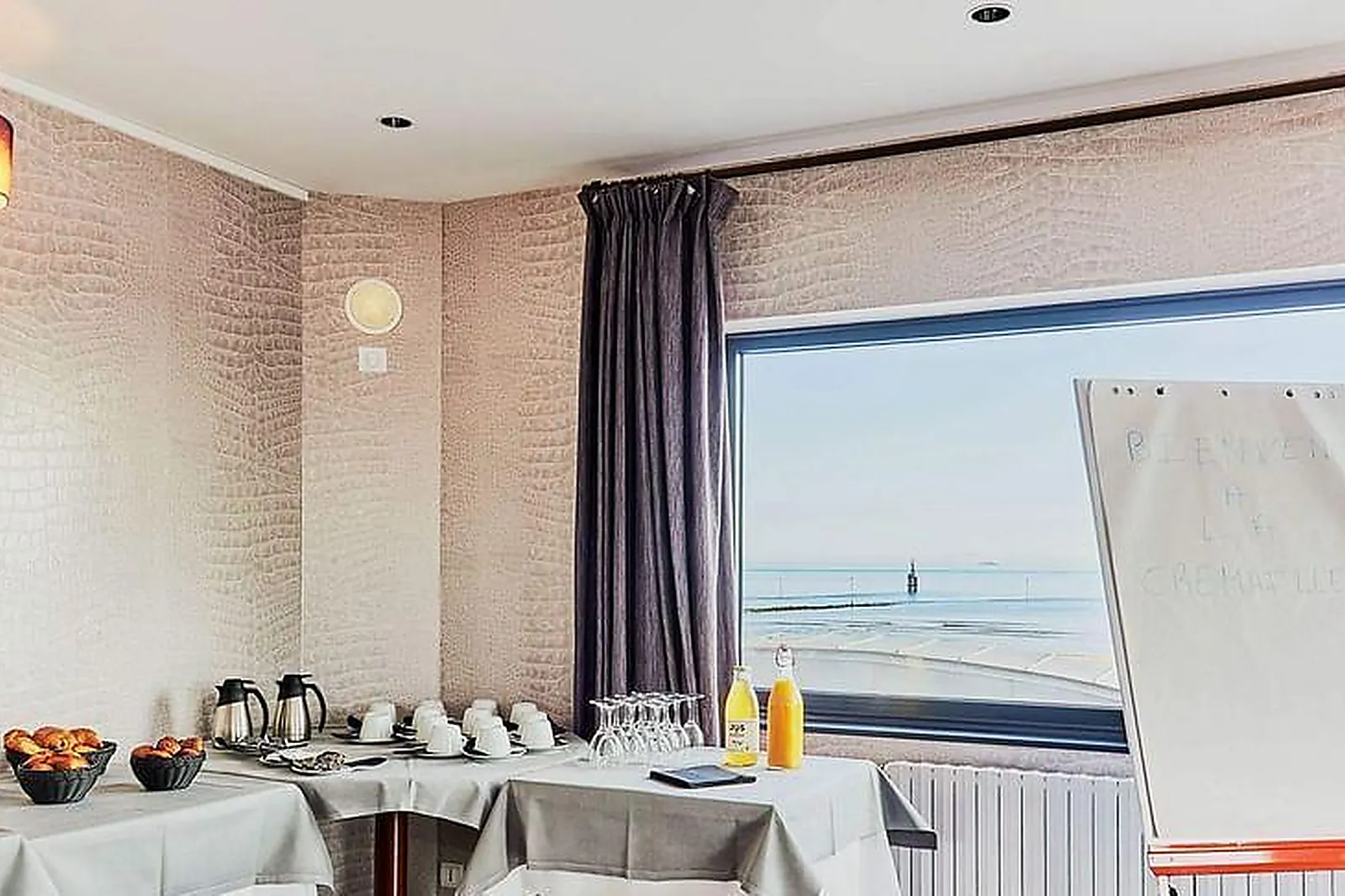 Lieux événementiels, LA CRÉMAILLÈRE ***