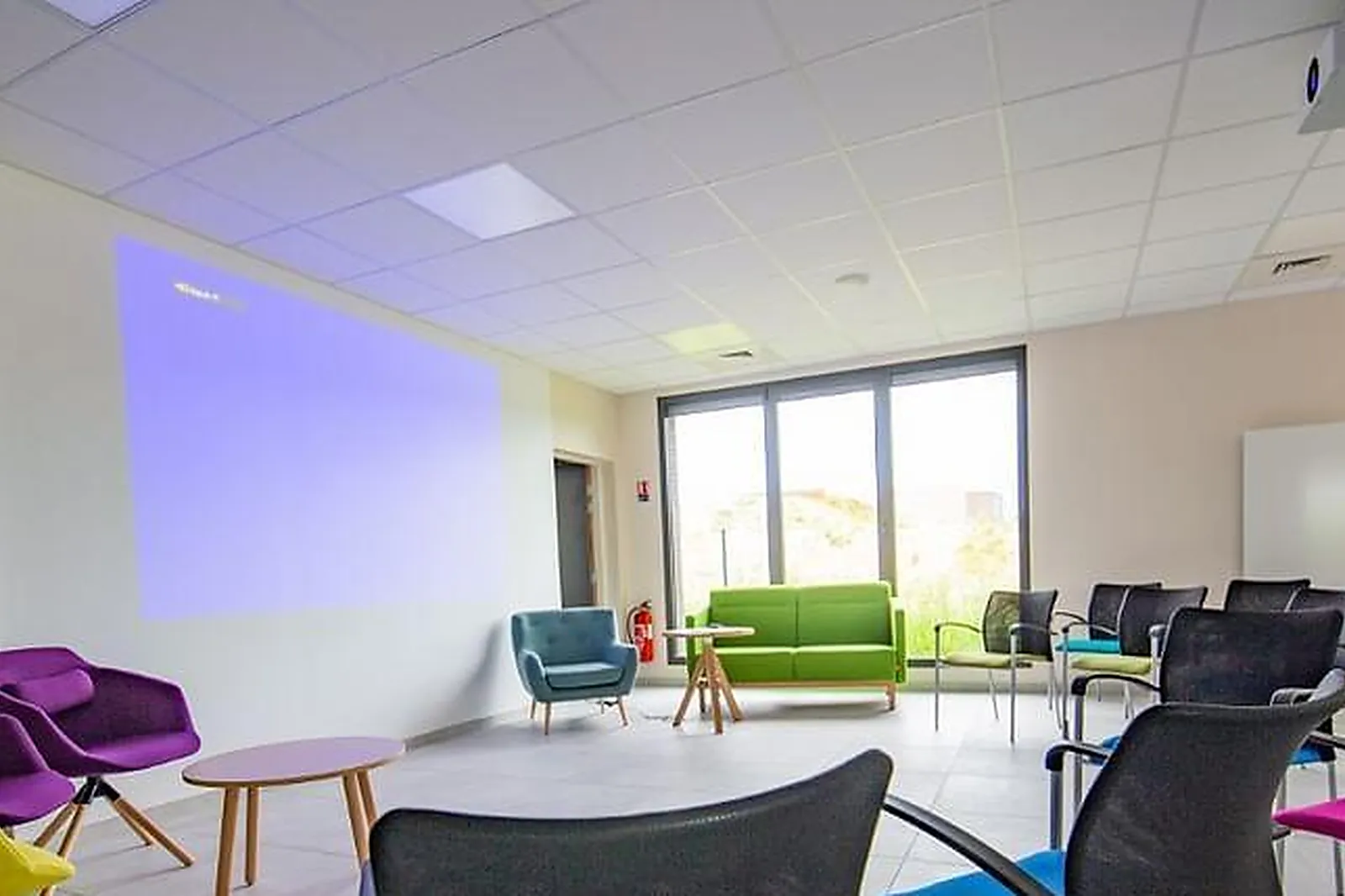 Lieux événementiels, POSTES DE TRAVAIL EN OPEN SPACE