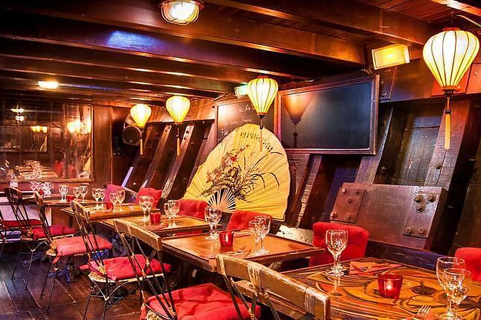 Lieux événementiels, LA DAME DE CANTON