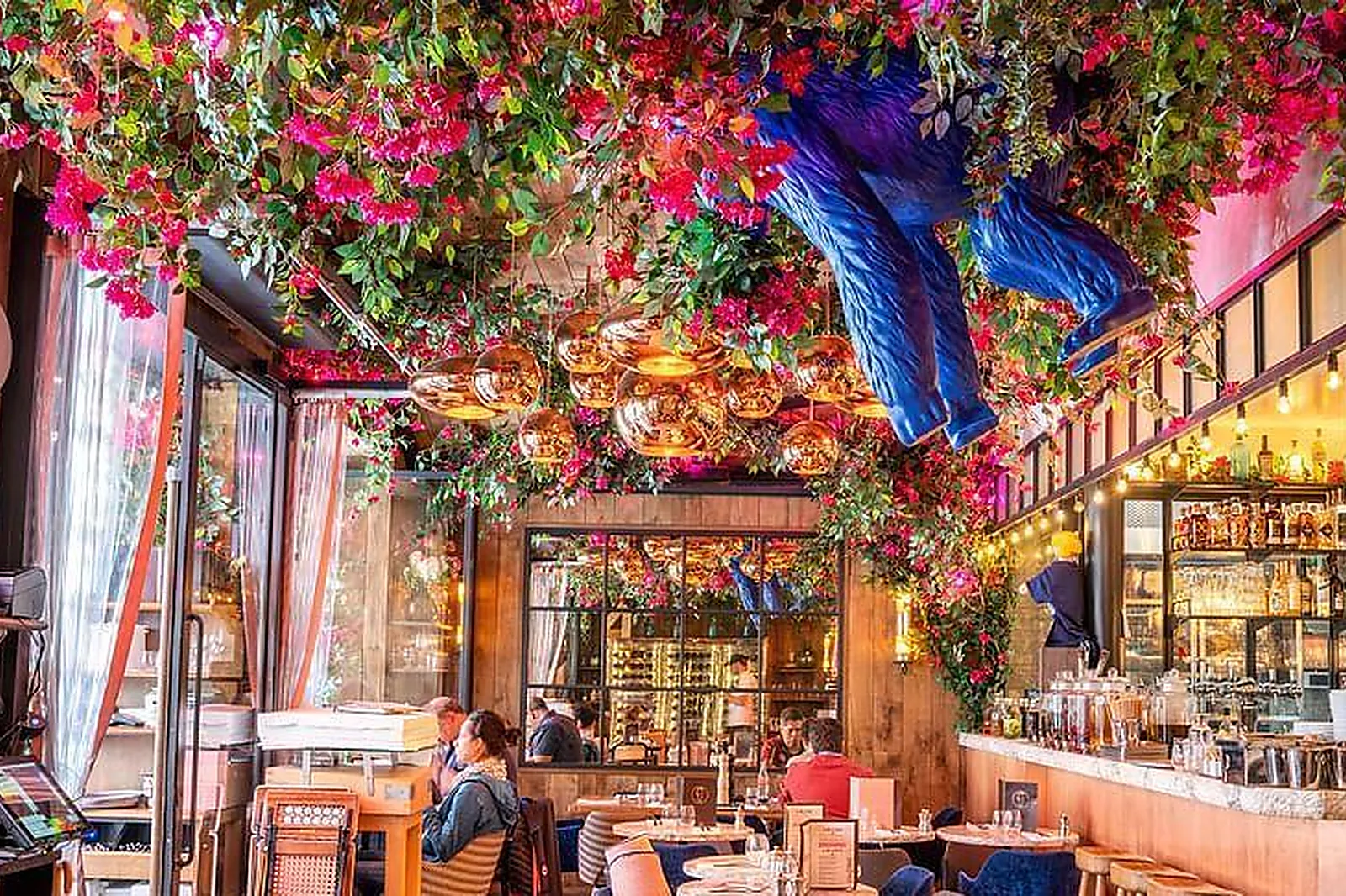 Lieux événementiels, LA DIVA-DES-PRÉS