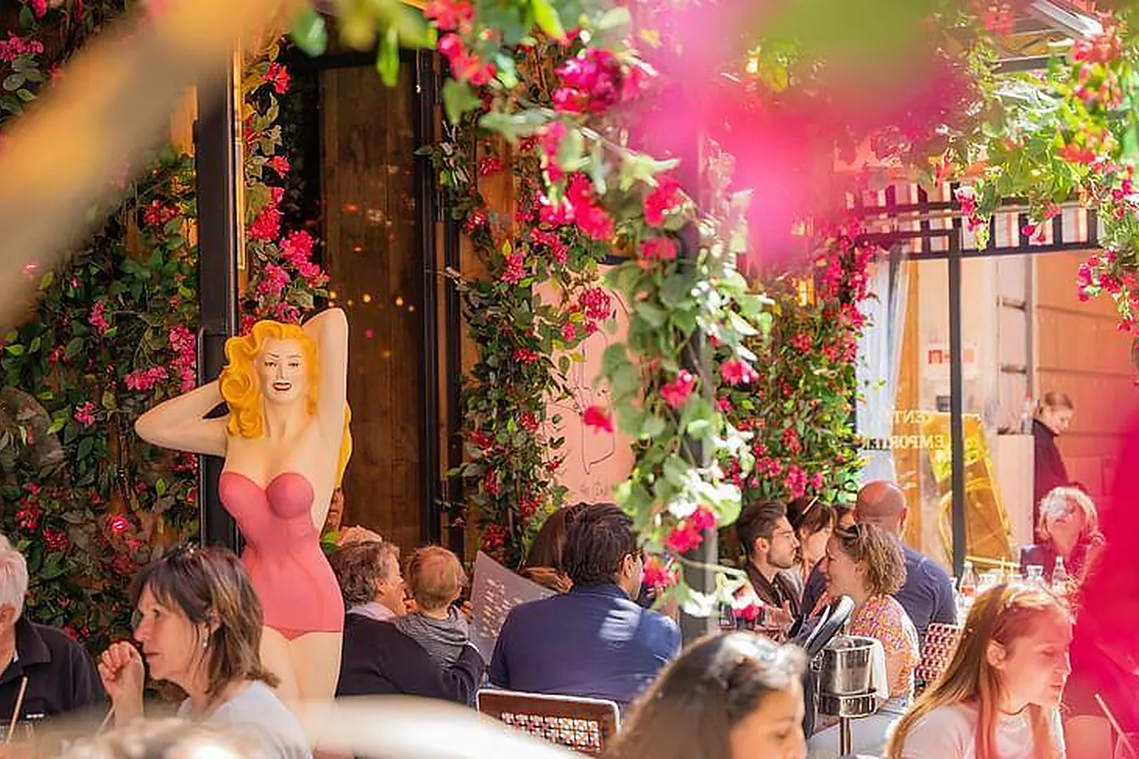 Lieux événementiels, LA DIVA-DES-PRÉS