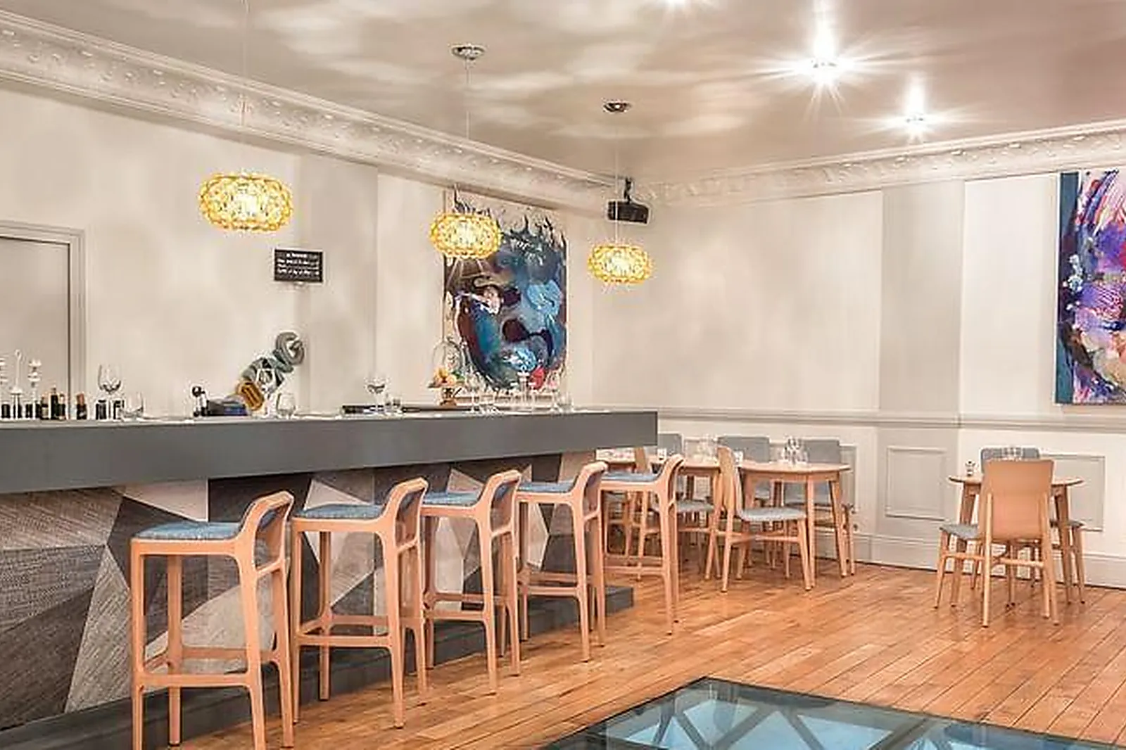 Lieux événementiels, LA DÉMESURE