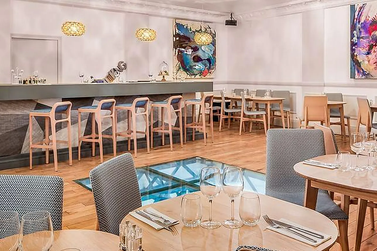 Lieux événementiels, LA DÉMESURE