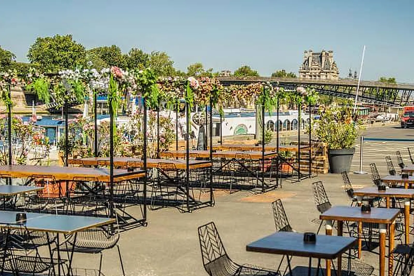 Lieux événementiels, LA DÉMESURE SUR SEINE OUEST