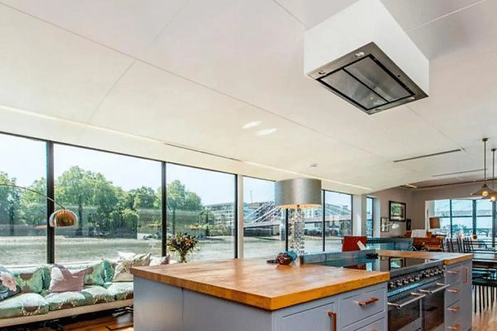 Lieux événementiels, LA FABRIQUE AU BONHEUR