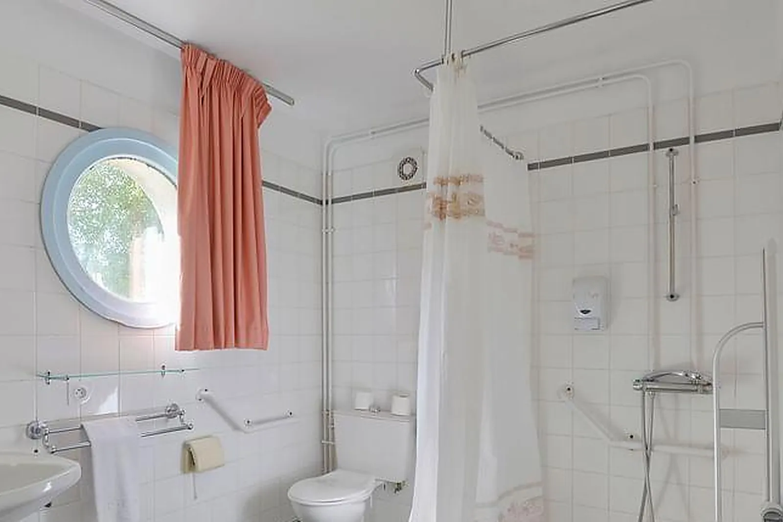 Lieux événementiels, LA FERME DE COURCIMONT