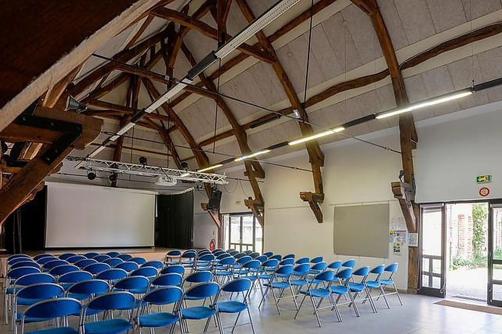 Lieux événementiels, LA FERME DE COURCIMONT