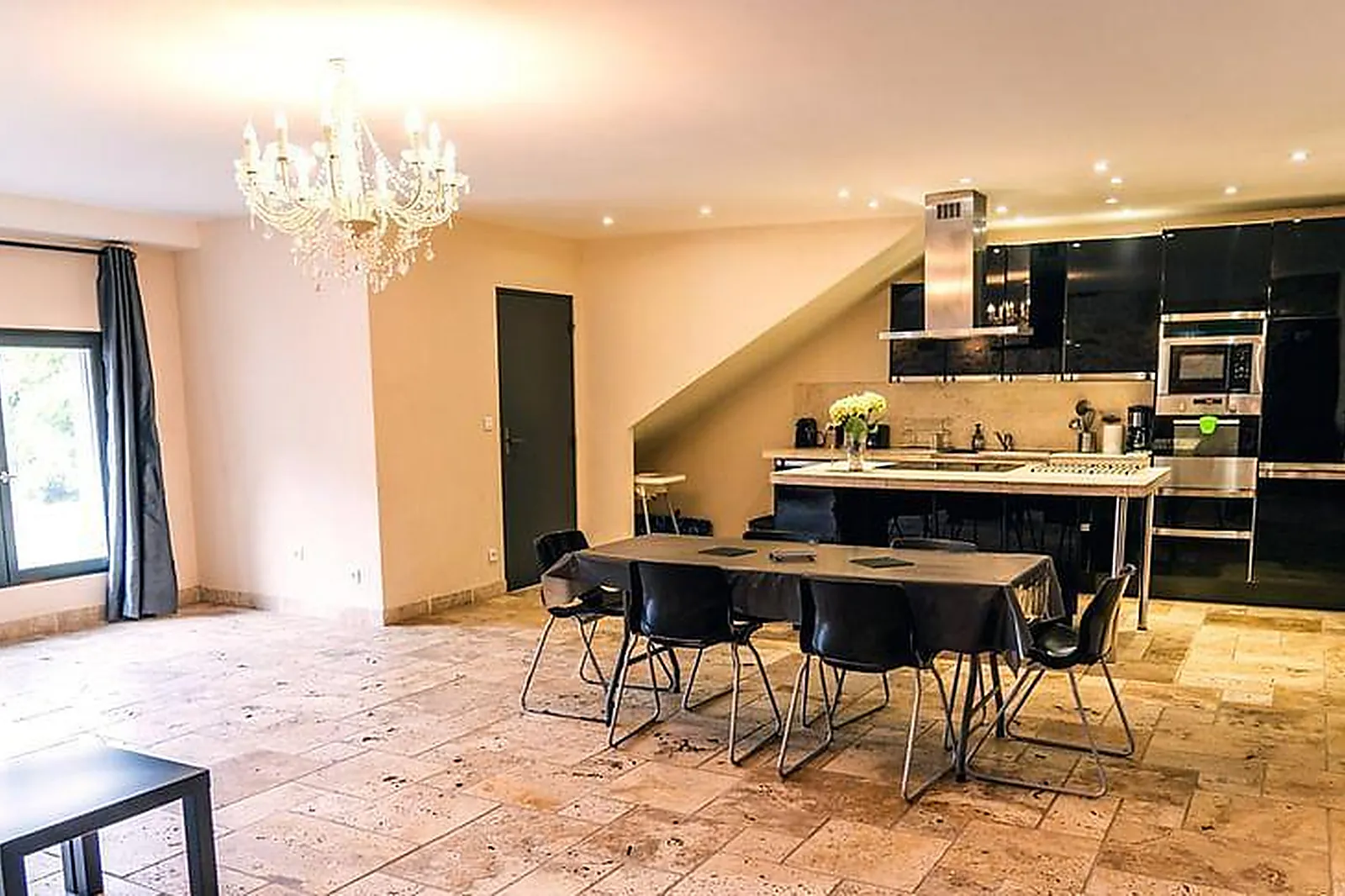 Lieux événementiels, LA FERME DES MOULINEAUX