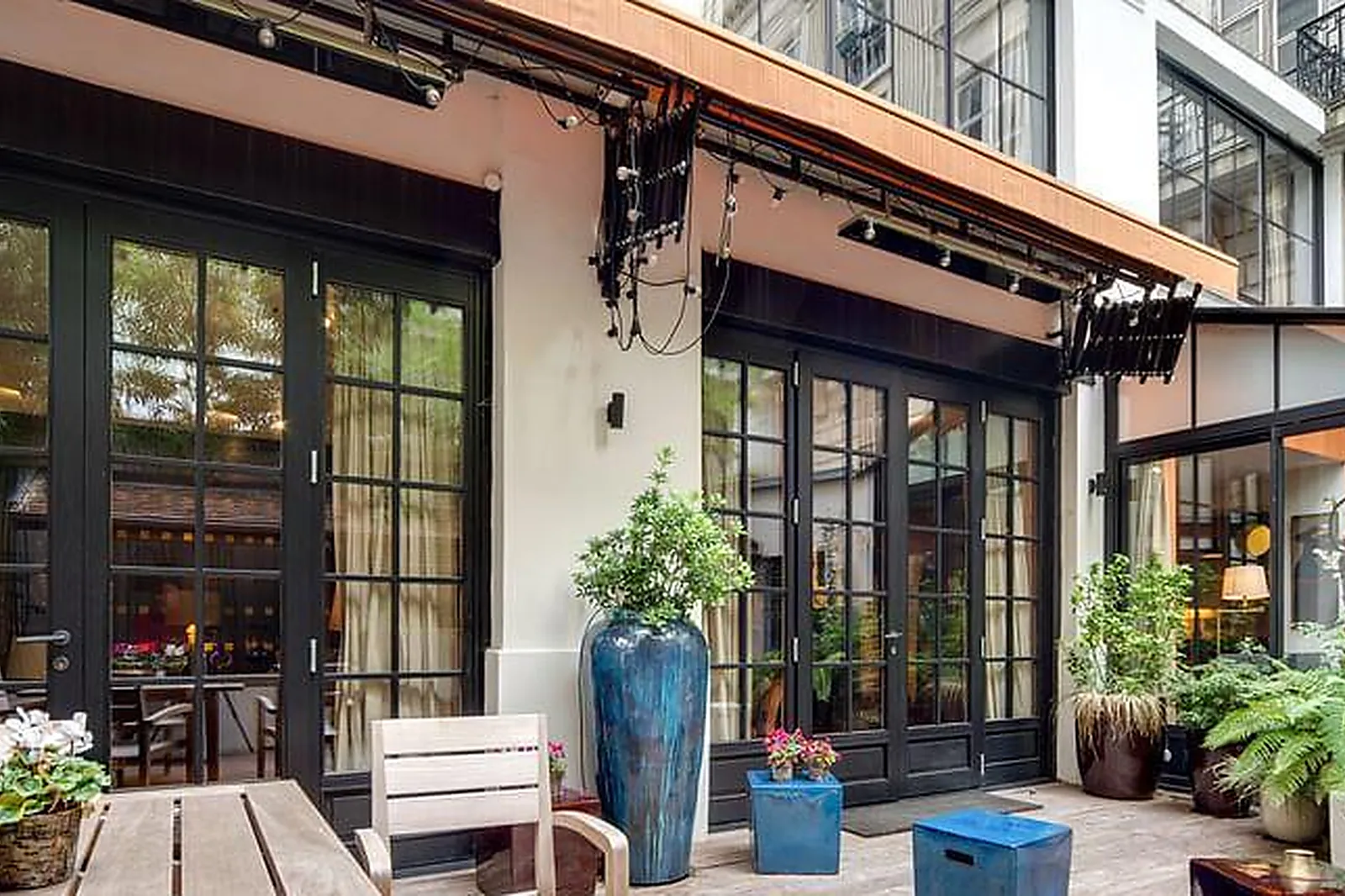 Lieux événementiels, LA FOLIE SAINT-MARTIN