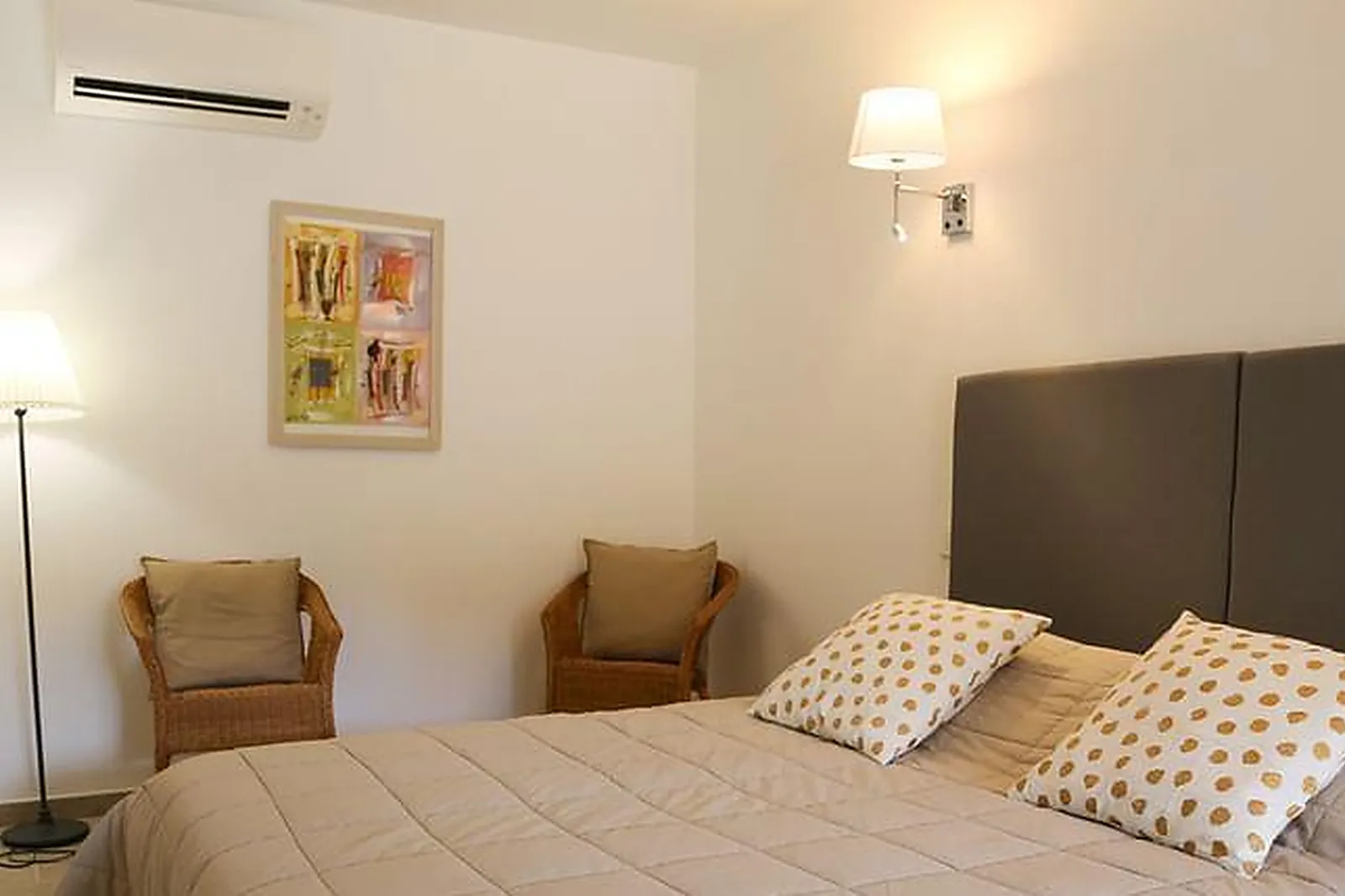 Lieux événementiels, LA FONT DES PÈRES