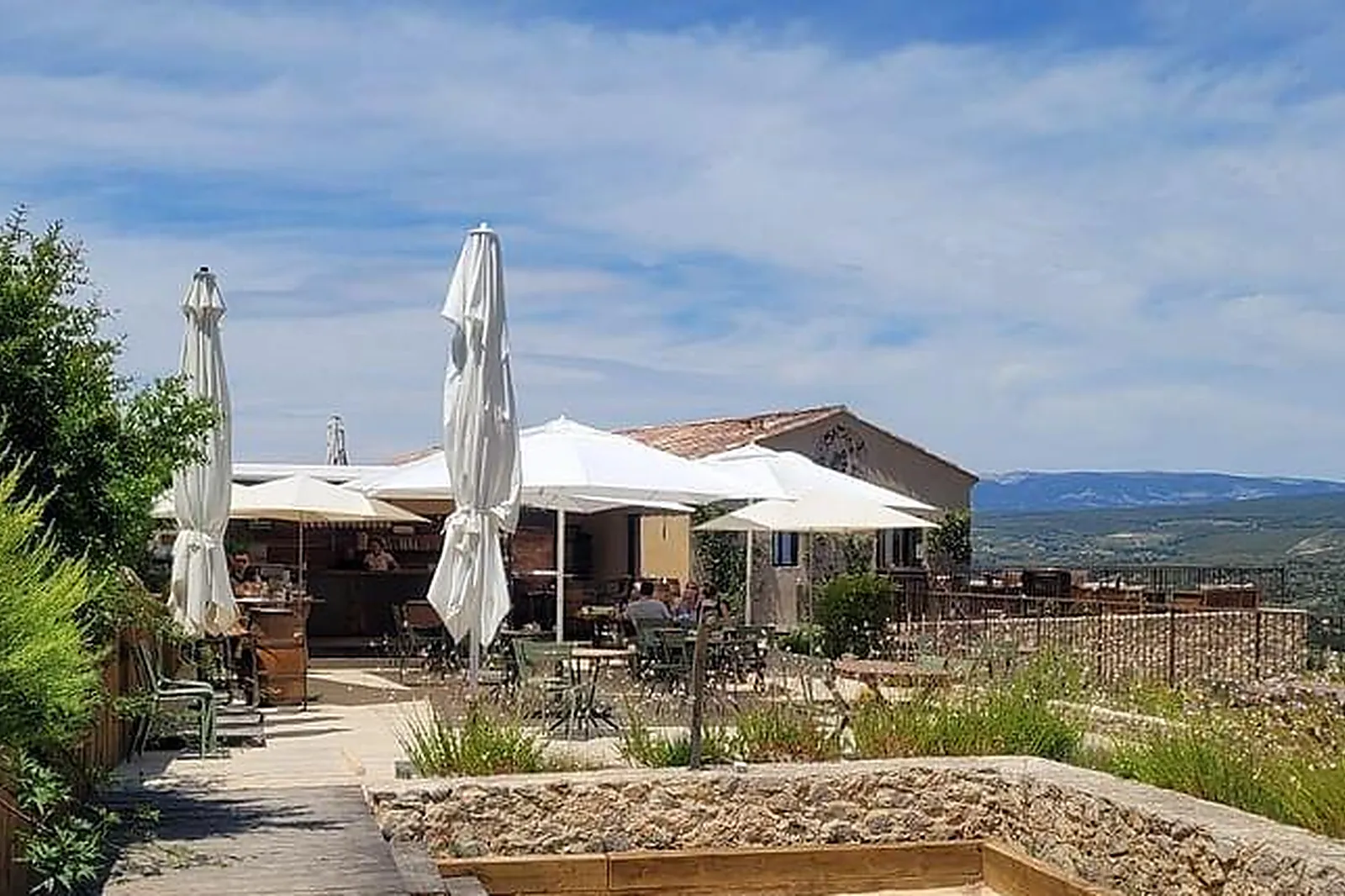 Lieux événementiels, LA FONT DES PÈRES