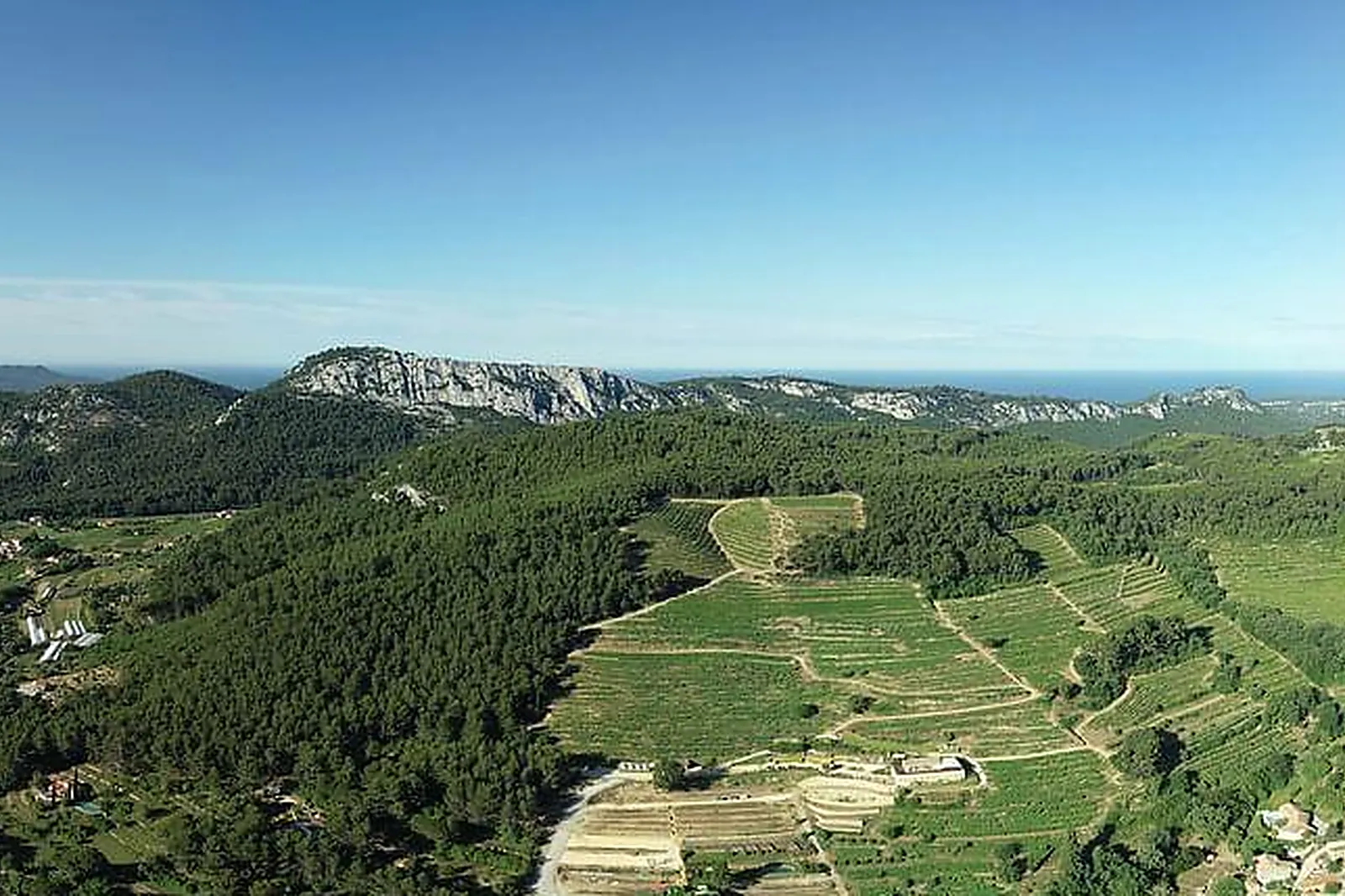 Lieux événementiels, LA FONT DES PÈRES