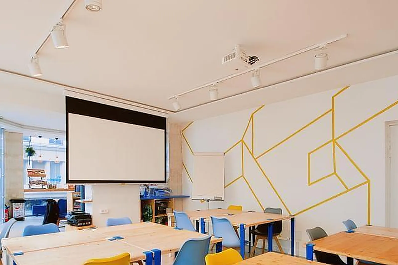 Lieux événementiels, MEDIASCHOOL ECS