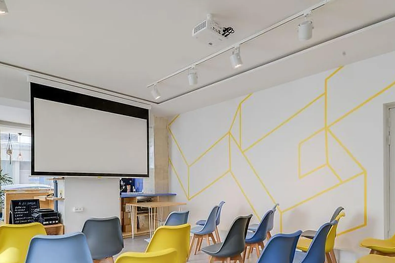 Lieux événementiels, MEDIASCHOOL ECS