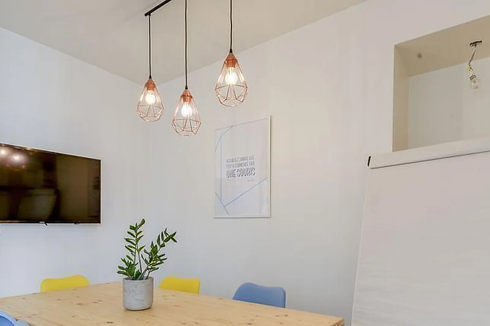 Lieux événementiels, MEDIASCHOOL ECS